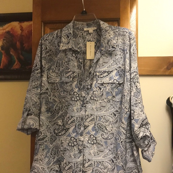 3/4 sleeve paisley button down - Picture 1 of 2